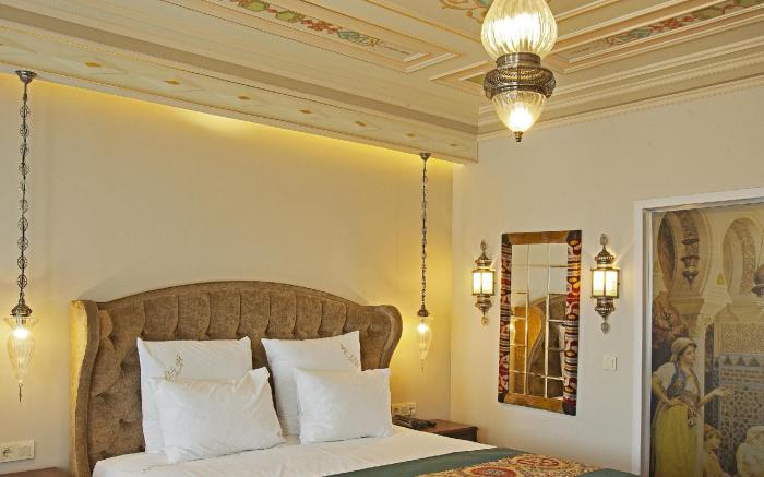 Azade Premier Hotel