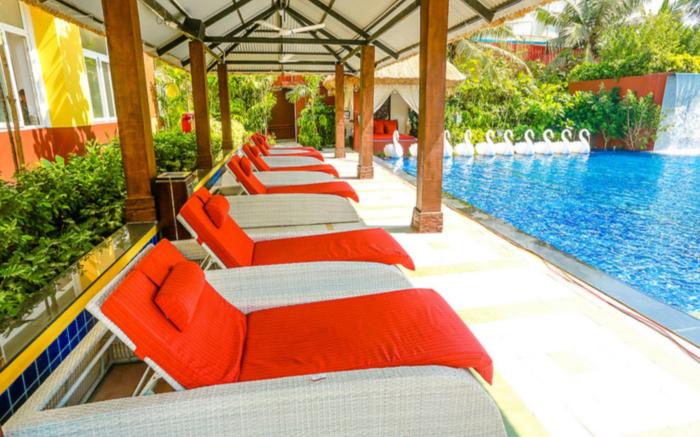 Mayfair Waves Resort