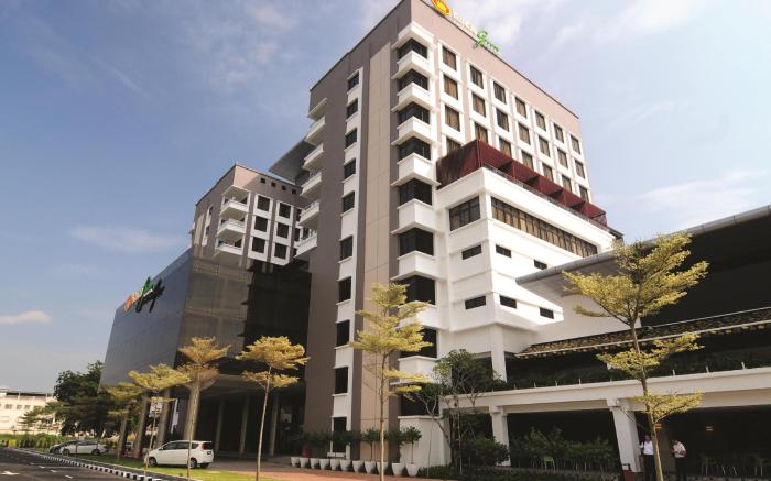 Kings Green Hotel