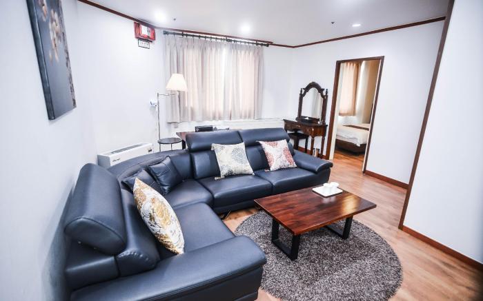 Noblesse Tourist Hotel