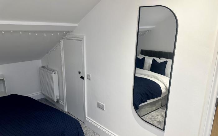 The Crown View - Wake Up Apartments