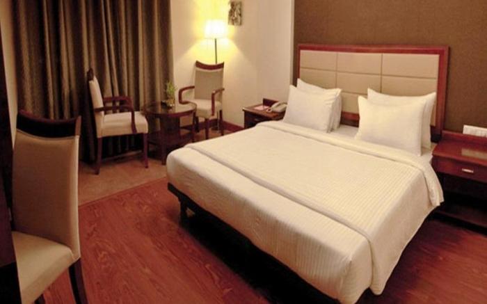 Hotel Paramount Tower