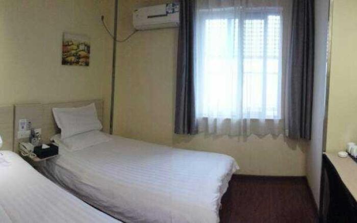 Hanting Hotel Chongqing Guanyinqiao Pedestian Street Center