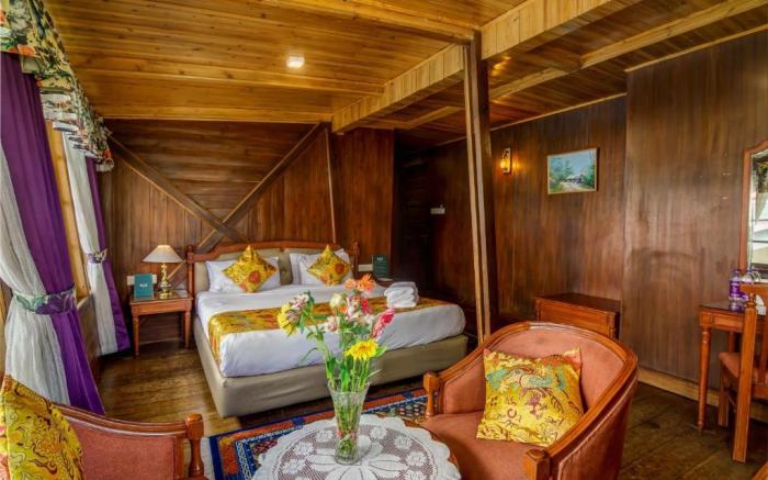 Muscatel Himalayan Resort - 400 Mts from Mall Road