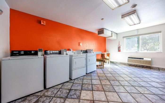 Studio 6  Seattle, WA – Sea-Tac Airport South