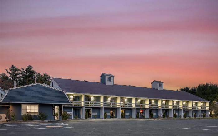 Yankee Clipper Inn, SureStay Collection by Best Western