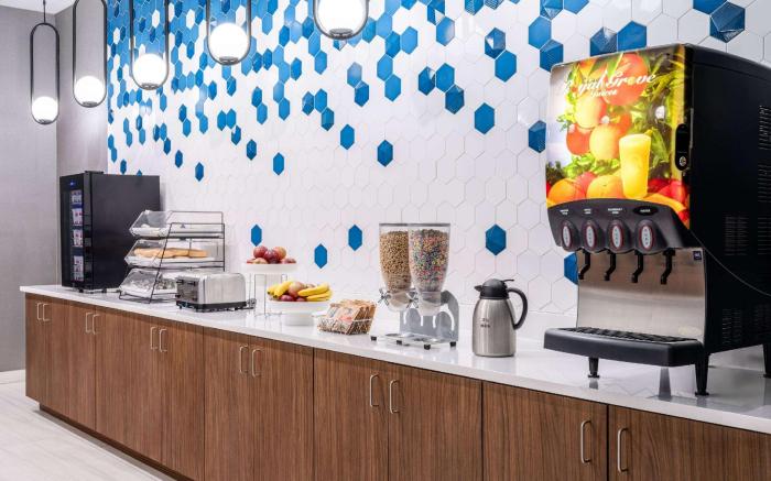 La Quinta by Wyndham Chelsea Birmingham