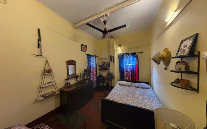Calcutta Backpackers Homestay