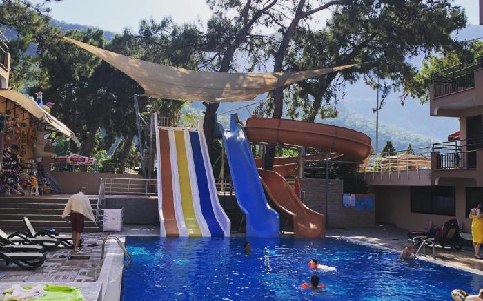 Alleria Belport Beach Hotel