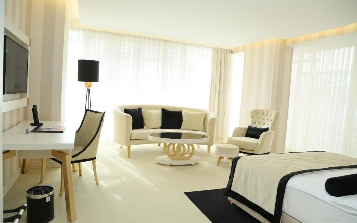 Ramada Hotel & Suites by Wyndham Istanbul Sisli