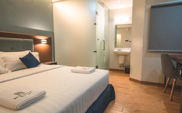 Henia Hotel