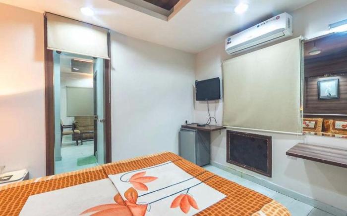 Hotel Tara International