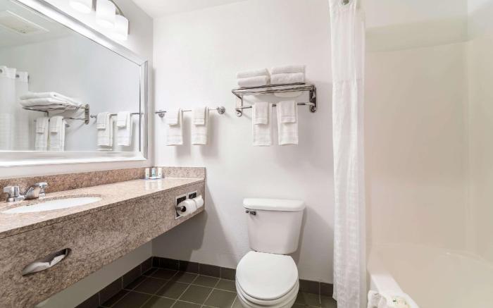 Quality Inn & Suites Augusta I-20