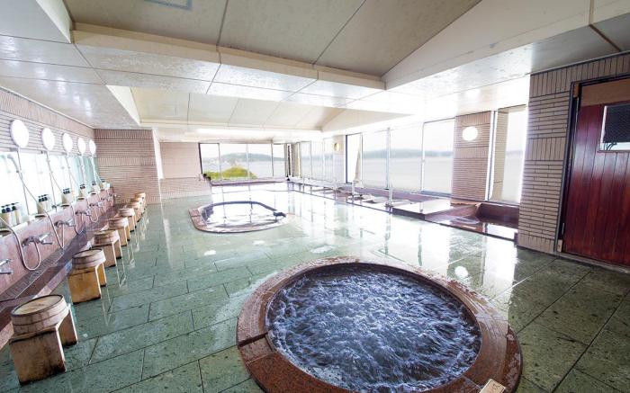 Naruto Grand Hotel