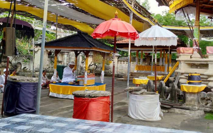 Van Santri Homestay Pemuteran