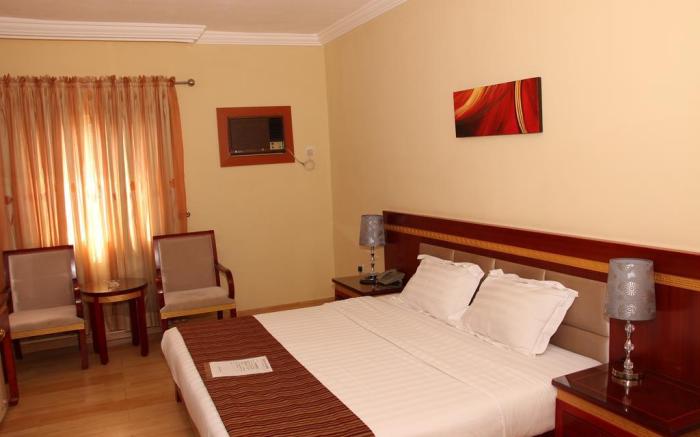 Hotel Rosebud