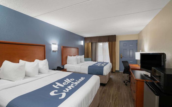 Days Inn by Wyndham Knoxville North