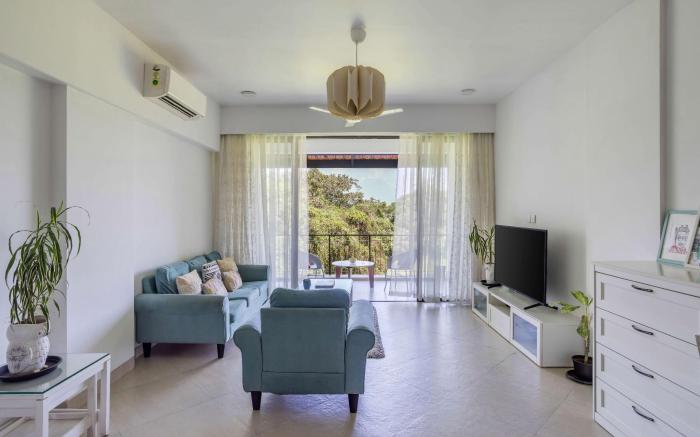 Serene-2BHK Lux Apartment , candolim by tisyastays