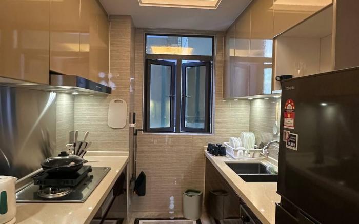 Artisan 3BR unit at R&F Princess by ANJU