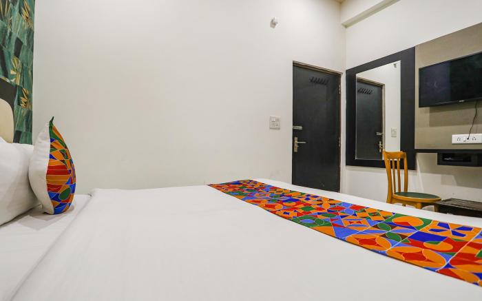 FabHotel Aaradhya Residency