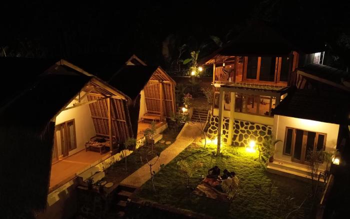 Alora House Tete Batu