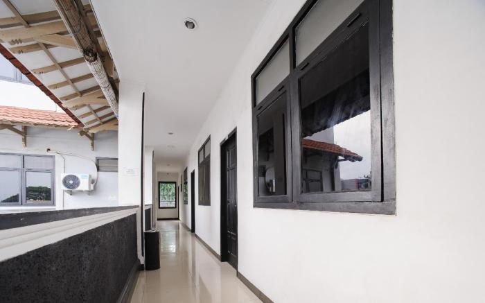 RedDoorz Plus @ Jalan Raden Intan Lampung