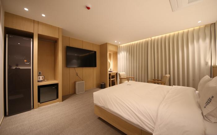 H Avenue Hotel Jeonju Deokjin