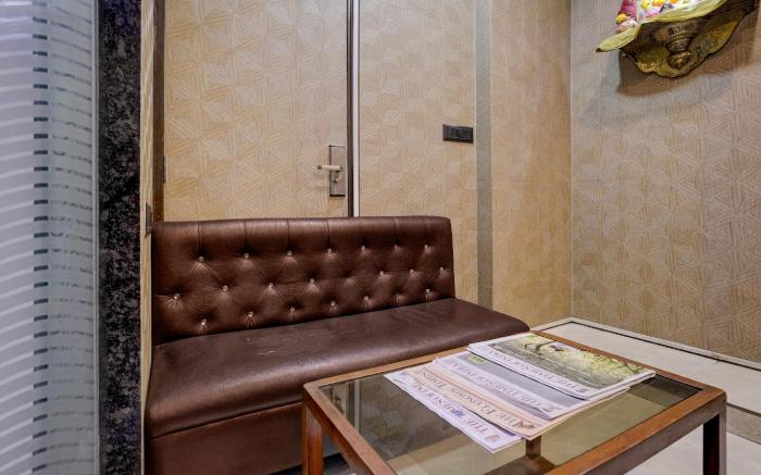 Super Townhouse MIDC Andheri Formerly Royal international