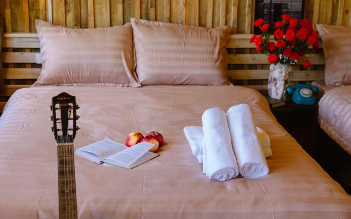 Scent Chalet  2 double beds
