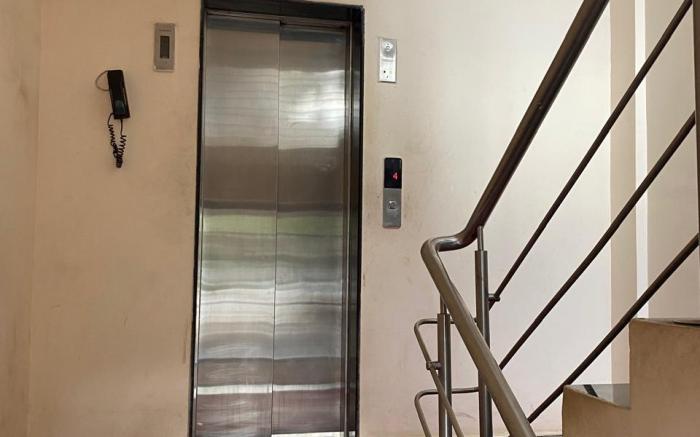 Hsquare Service Apartment Malad