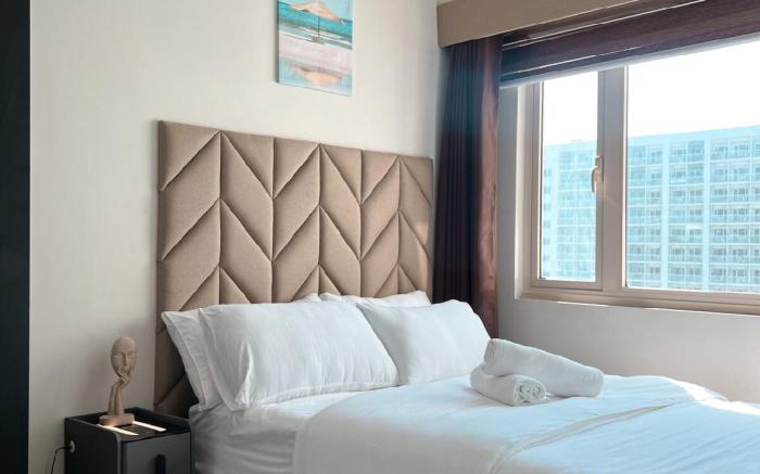 Casa De Roxas Condo 2BR , 3beds near NAIA Airport