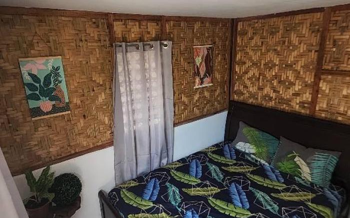 Nipaville Camphouse