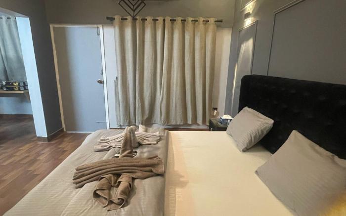 Modern apartment at The Gray Stay DHA UNIT B