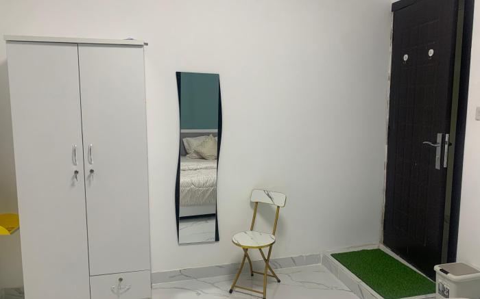 Furnished studio on mainSheikhZayedRoad near metro