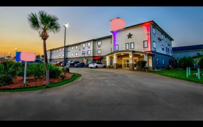 OYO Townhouse Sulphur, LA Extended Stay