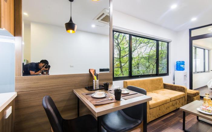 Housing22 Luxury Apartment 20 Linh Lang Street 