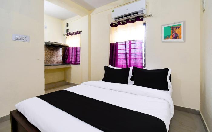 Hotel O Sisupalgarh formerly Glamorous Inn