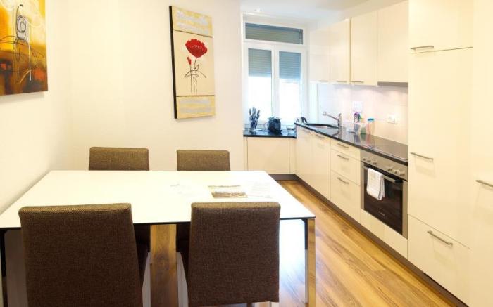 Luxury Apartments by Livingdowntown