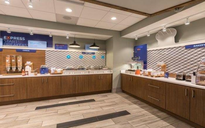 Holiday Inn Express And Suites Gainesville - Lake Lanier Area By IHG