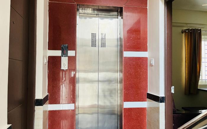 Marvel Comforts Near Fortis Hospital, Bannerghatta Road