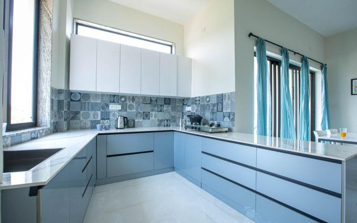 Happy Home 3BHK Condo - ECR