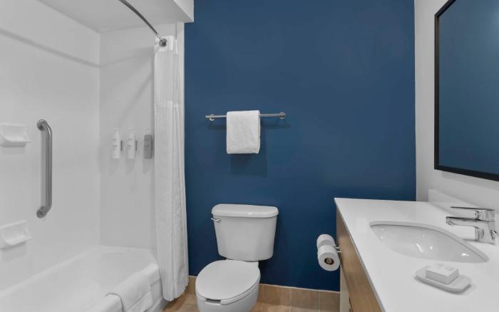 Spark by Hilton Newcomerstown