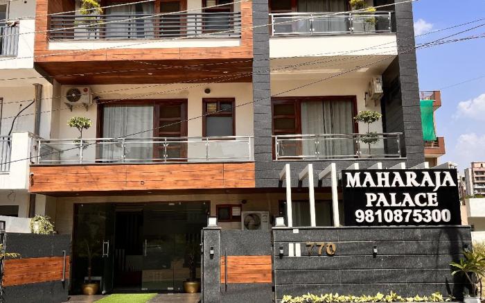 Hotel Maharaja Palace Near Medanta Medicity