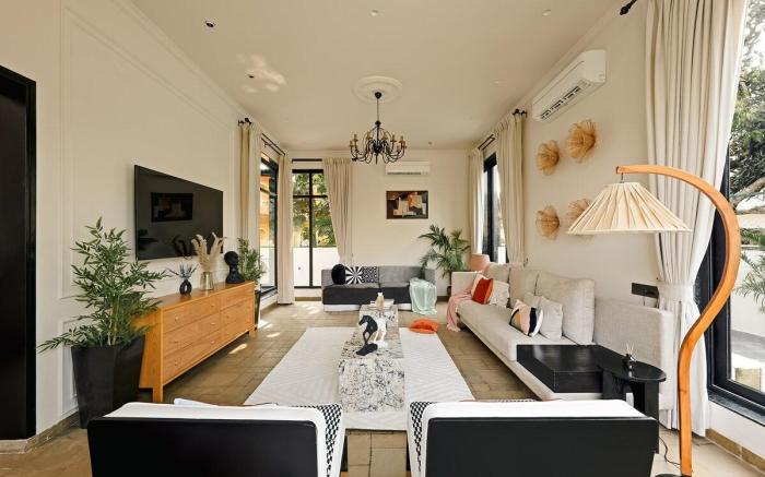 Casa De Roopa by Stay ALYF