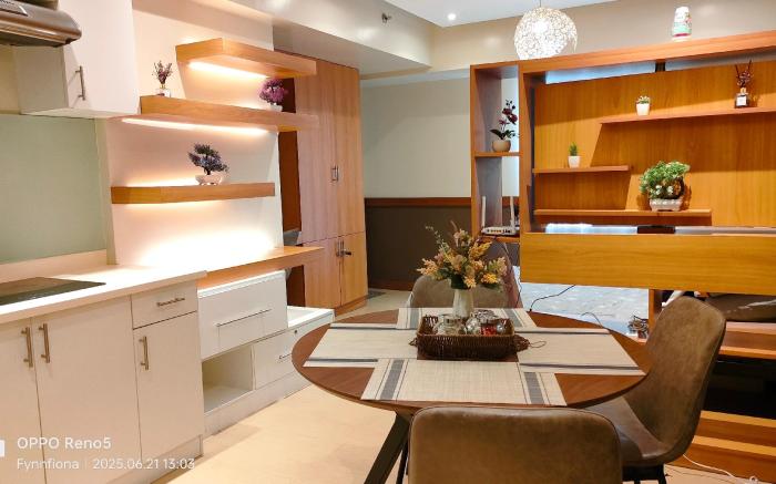 Queensize Bed Condotel near Centrio Ayala Mall