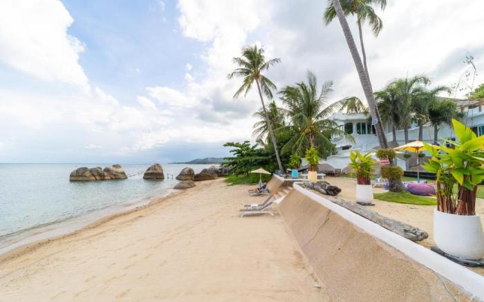 The Rock Samui Poshtel Lamai Beach