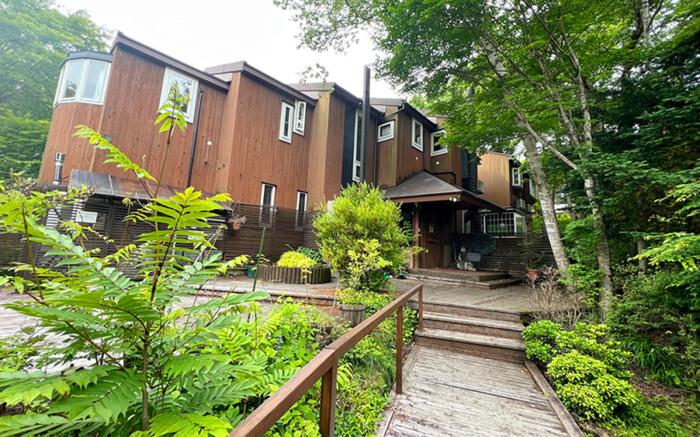 Windy Hill Forest Lodge