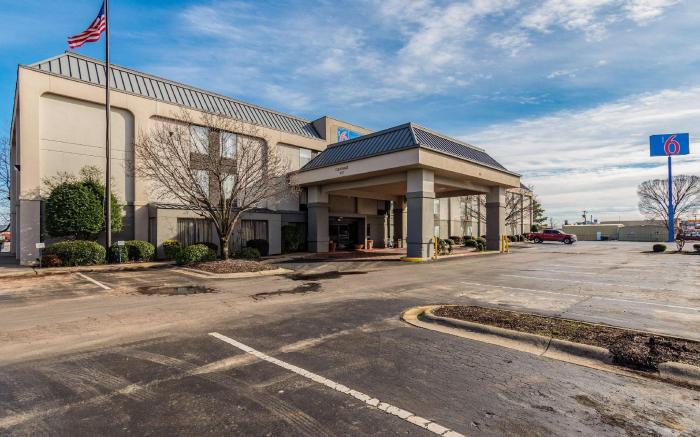 Motel 6 Conway, AR