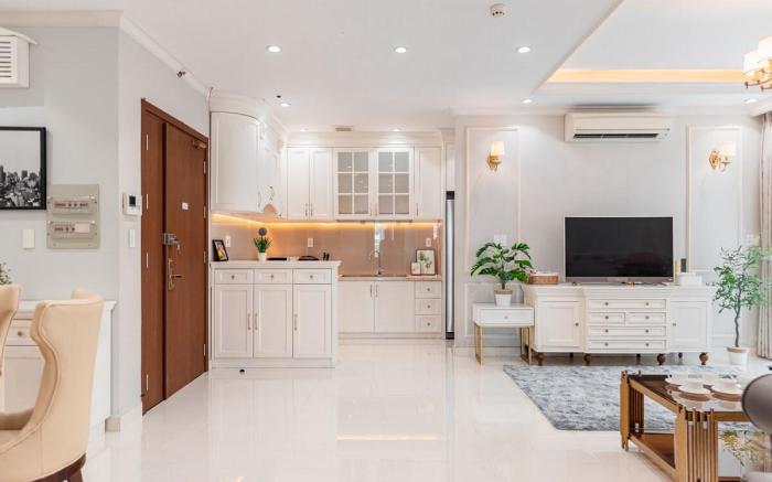 OFF 33% | Spacious 4BR Apartment *pool*lake view