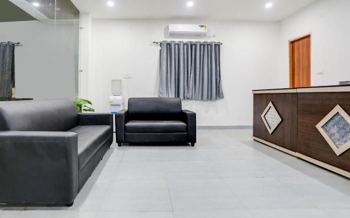 Super Townhouse Shamshabad Near Airport